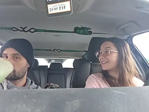 הופעת וובקאם של Kinkycouple1789