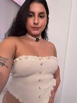 Luu_Princess Adlı Modelin Canlı XXX Sohbeti