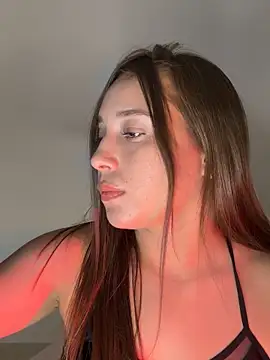 ScarletVelvetX's Live XXX Chat