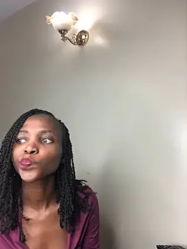 Kaylee_eee Live XXX-Chat
