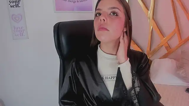LanaJones_'s Live XXX Chat