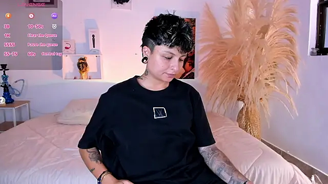 ZuryRamirez_ Adlı Modelin Canlı XXX Sohbeti