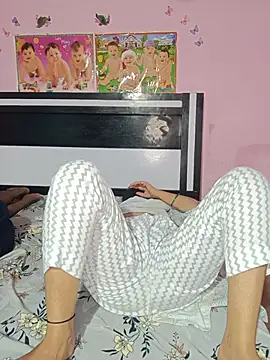Show modela Kdamini na web-kameri