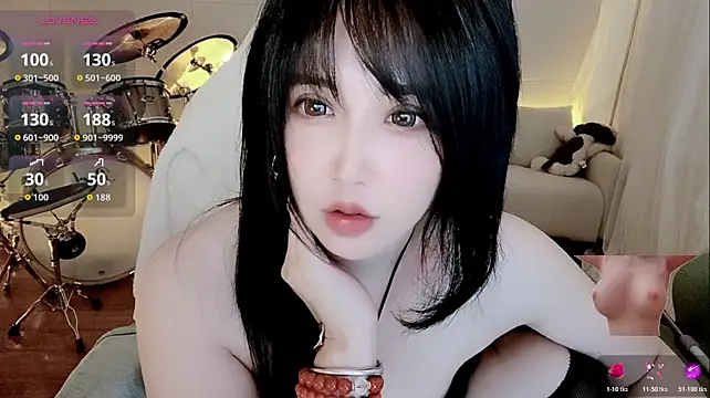 Evangelin-e Chat XXX in diretta