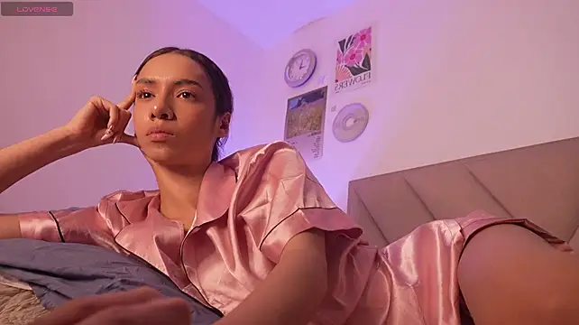 Bonnieshyy's Live XXX Chat
