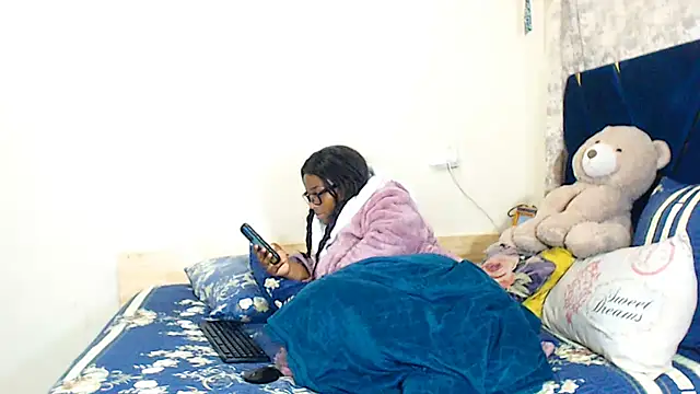 veronica1xxx live XXX chat