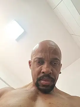Negro1000sexy: διαδικτυακό σόου στην κάμερα