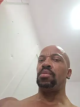 Negro1000sexy Adlı Modelin Web Kamerası Şovu