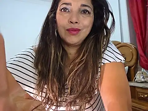 Julie_Boronat26's Live XXX Chat