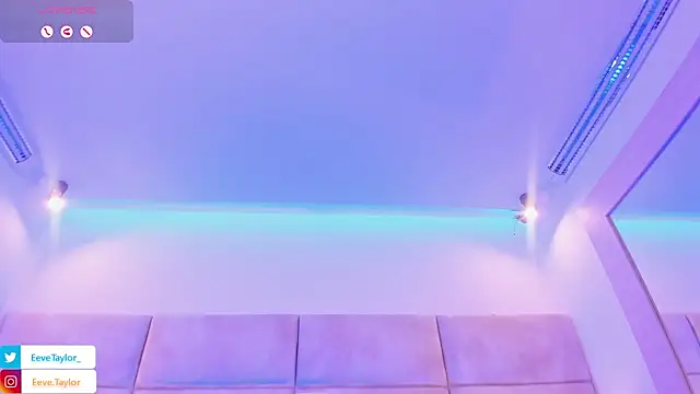 Sala de chat ao vivo de Eevee_Taylor