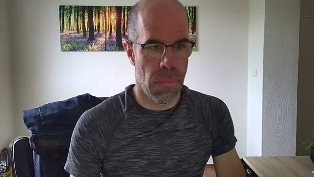 DaddyHarry_MatureStallion Webcam-Show
