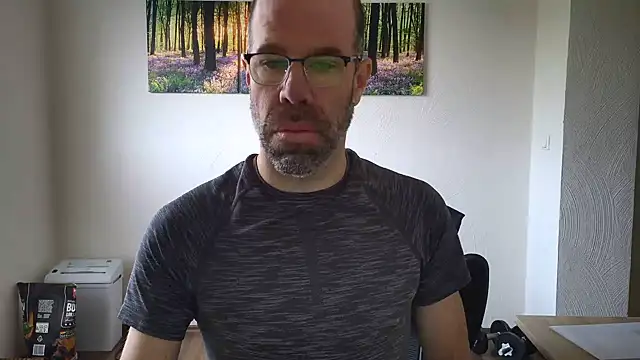 DaddyHarry_MatureStallion Webcam-Show