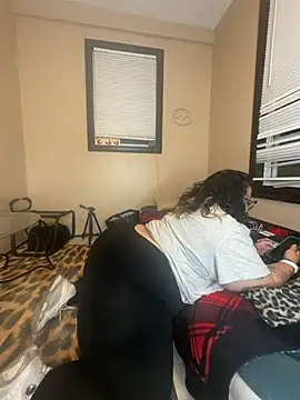 Tillymarie Show in webcam