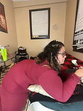 Chatroom XXX en direct de Tillymarie
