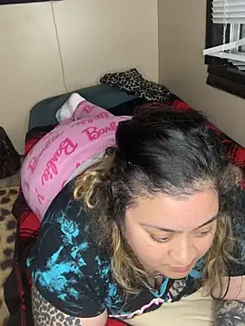 Tillymarie Adlı Modelin Canlı XXX Sohbeti