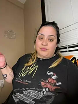 Tillymarie Show in webcam