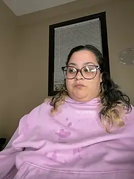 Chat +18 de Tillymarie ao vivo