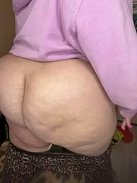 Tillymarie Show in webcam