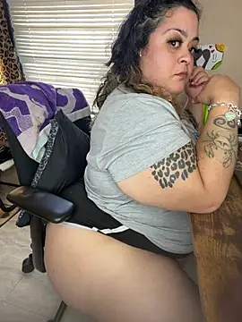 Pertunjukan Kamera Web Tillymarie