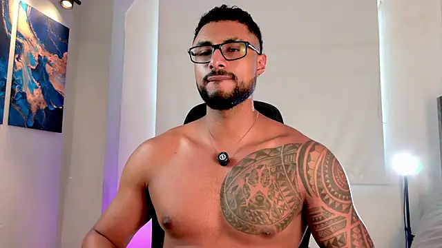 عرض كام LiamGarcia1
