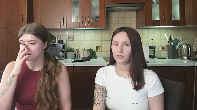 HotCaramellsTV's Webcam Show