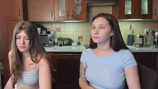 Webkamerová show HotCaramellsTV