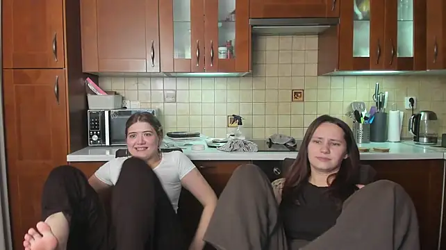 HotCaramellsTV Webcam show
