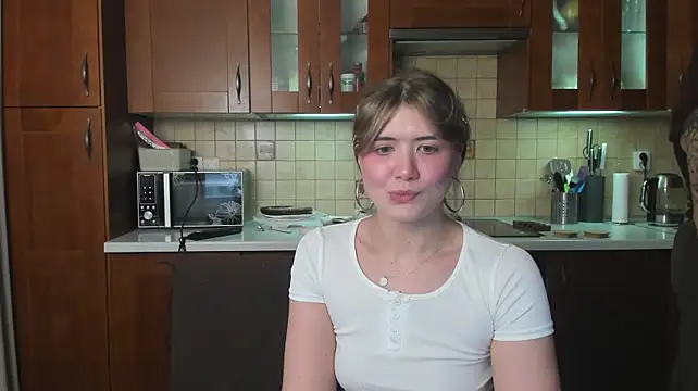 HotCaramellsTV's Webcam Show