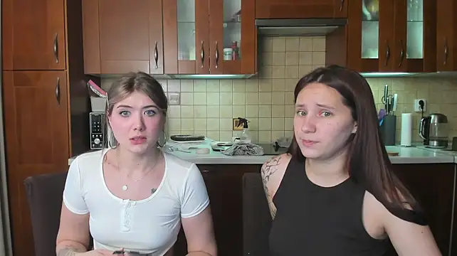 HotCaramellsTV webkamerás műsora