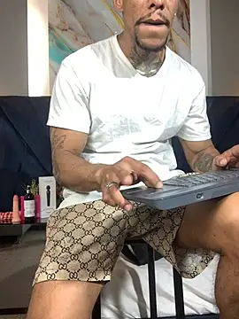 Salomon_koude 웹캠 쇼
