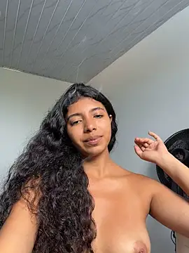 viktorya_xuen Webbikameraesitys