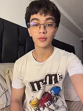 ajordanR webkamerás műsora