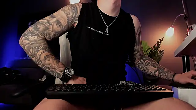 uptomatty webcam show