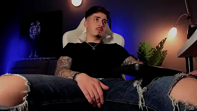 uptomatty Webcam show