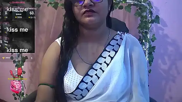 Pari-new's Live Chat Room