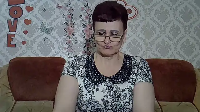 PaulaGolden Adlı Modelin Canlı Sohbet Odası