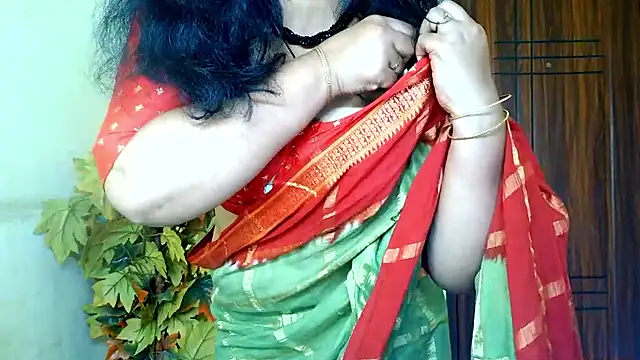 Mallu_MayaMadhav: вебкам-шоу
