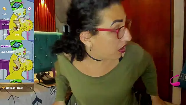 sabrina_dupont Show in webcam