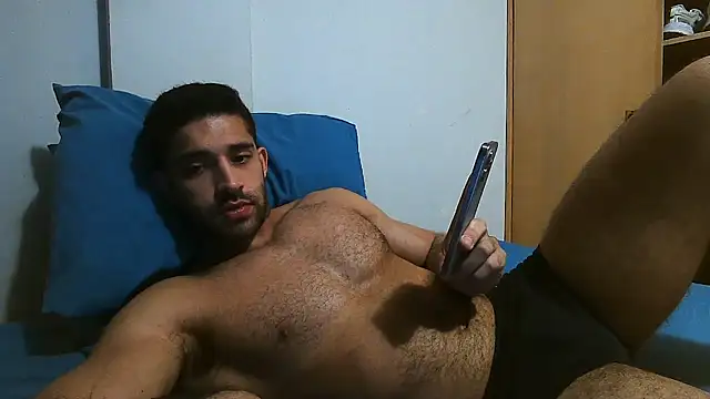 הופעת וובקאם של macho_fit