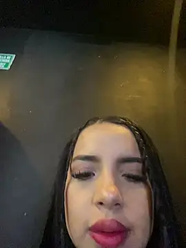 Aliss-fressa Adlı Modelin Canlı XXX Sohbeti