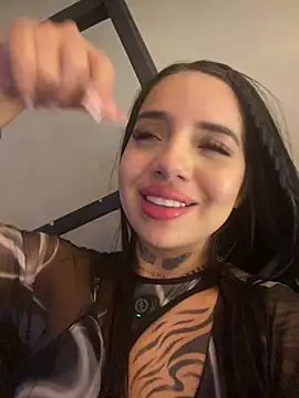 Chat +18 de Aliss-fressa ao vivo