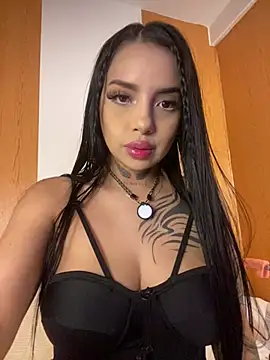Aliss-fressa's Live XXX Chat