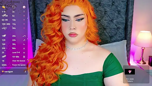 astridjonness Show in webcam