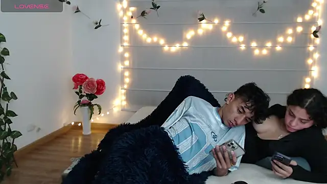 Sarabubbie's Live XXX Chat
