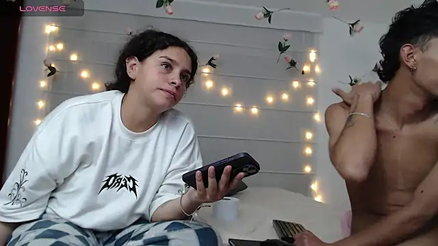 Sarabubbie Show Webcam