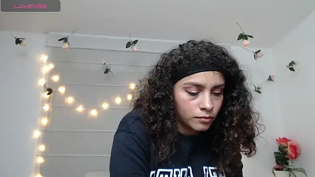 Sarabubbie's Live XXX Chat