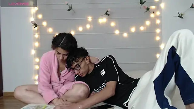 Sarabubbie Pertunjukan Webcam