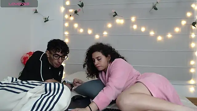 Sarabubbie's Live XXX Chat