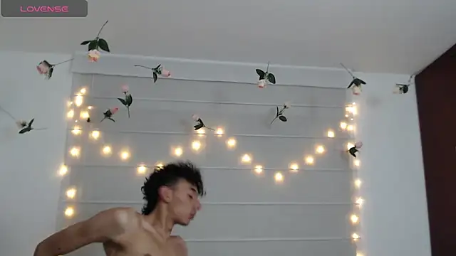Sarabubbie Pertunjukan Webcam