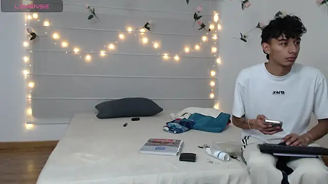 Sarabubbie Pertunjukan Webcam